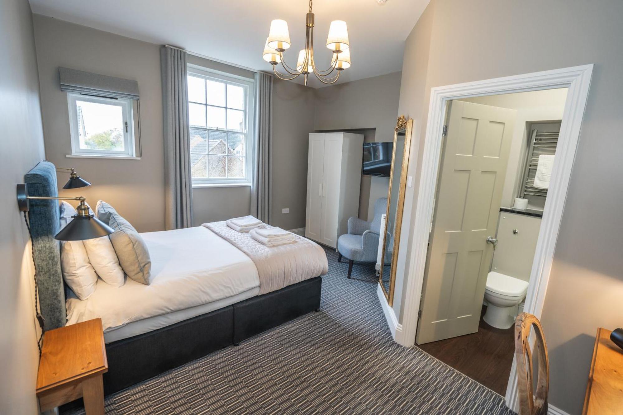 The Lazy Goose - Coffee House & Bedrooms Claypits Chambre photo