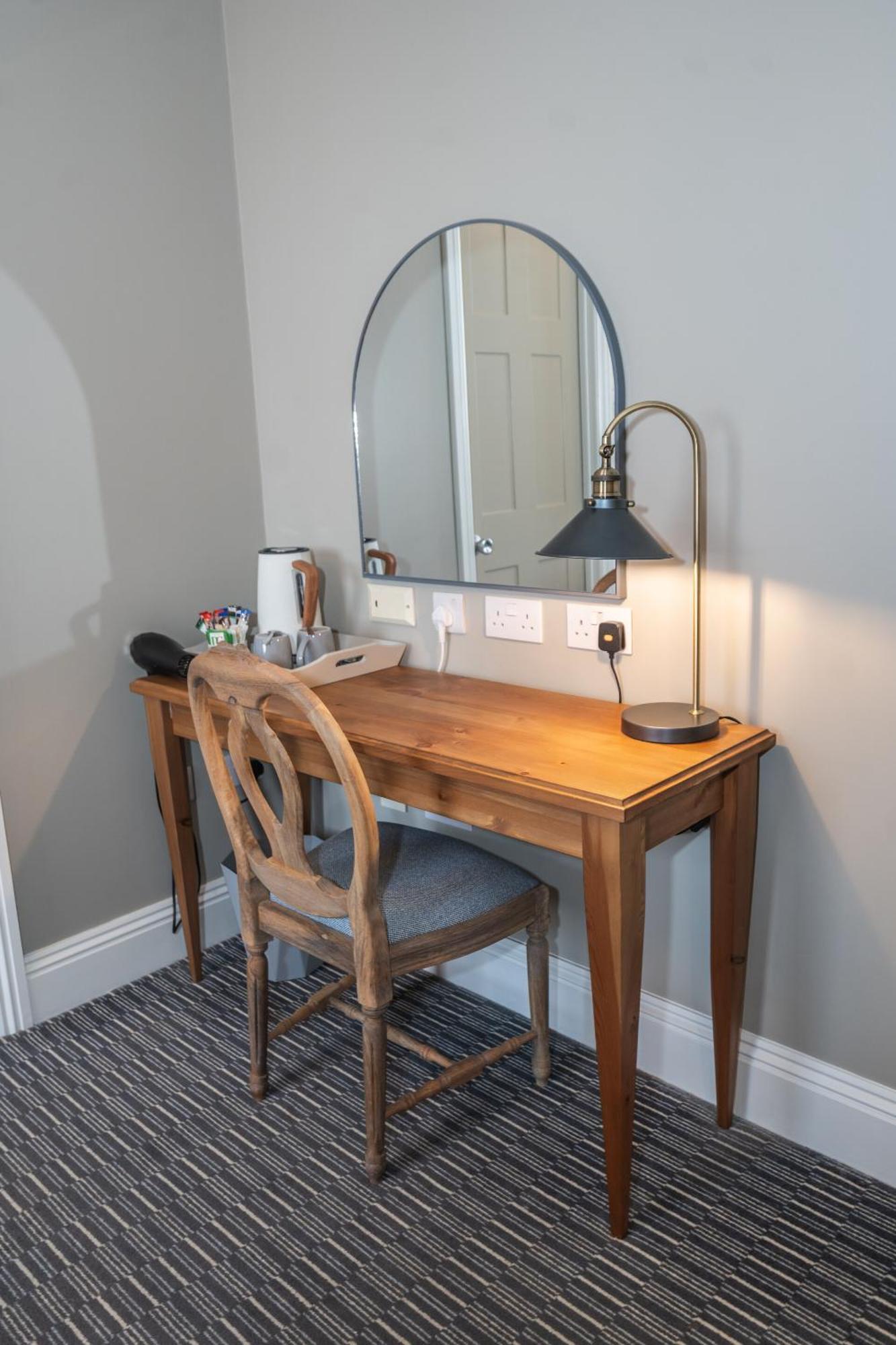 The Lazy Goose - Coffee House & Bedrooms Claypits Chambre photo